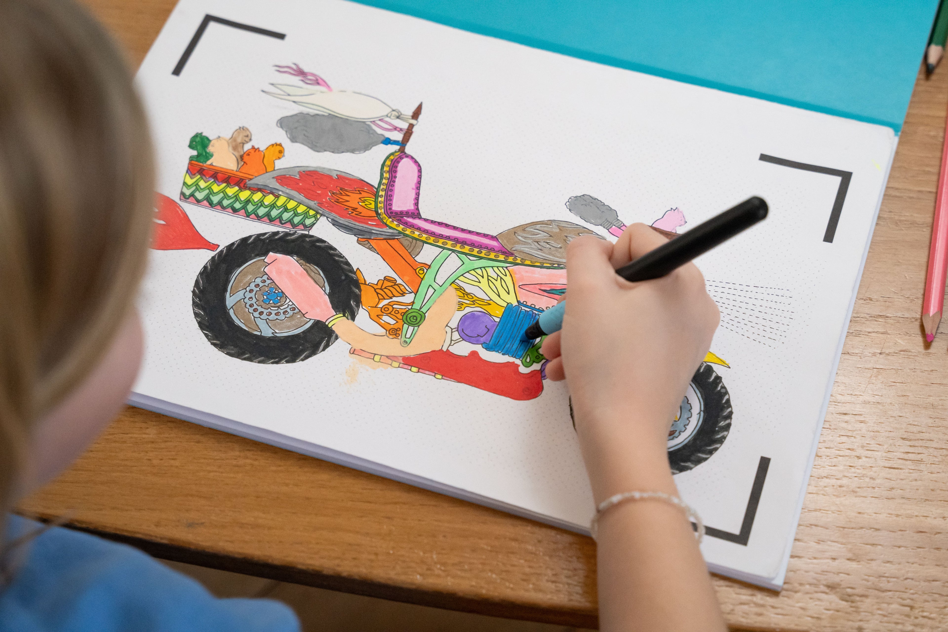 Cahier-de-dessin-anime-les-Transports-3